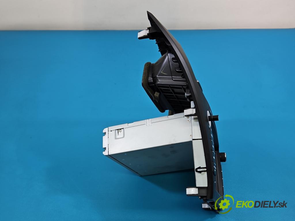 Honda Civic IX 2011-2017 1.8 16V 141 HP manual 104 kW 1798 cm3 5- Radio