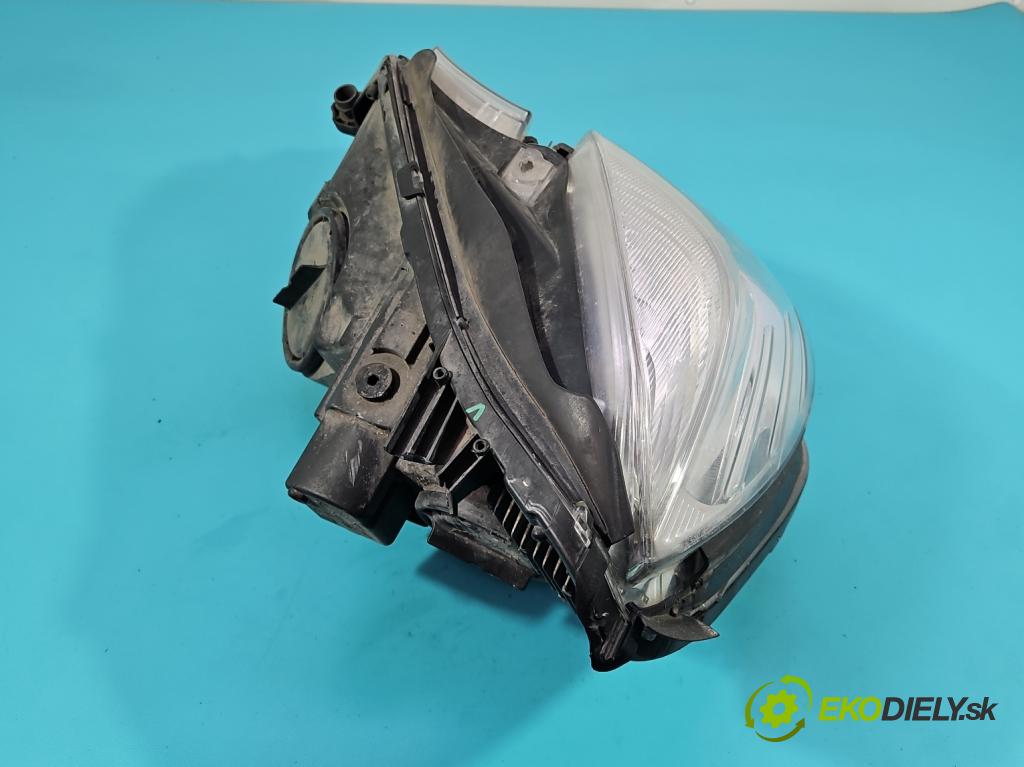 Mercedes E W212 2009-2016 2.2 CDI 136 HP automatic 100 kW 2143 cm3 4- Reflektor: pravý A2128205061 (Svetlo predné pravé)