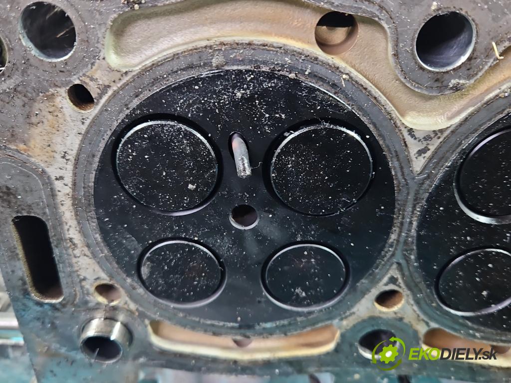 Citroen DS4 2011-2015 2.0 hdi RH02 163 HP manual 120 kW 1997 cm3 5- Hlava: motora 9688418110