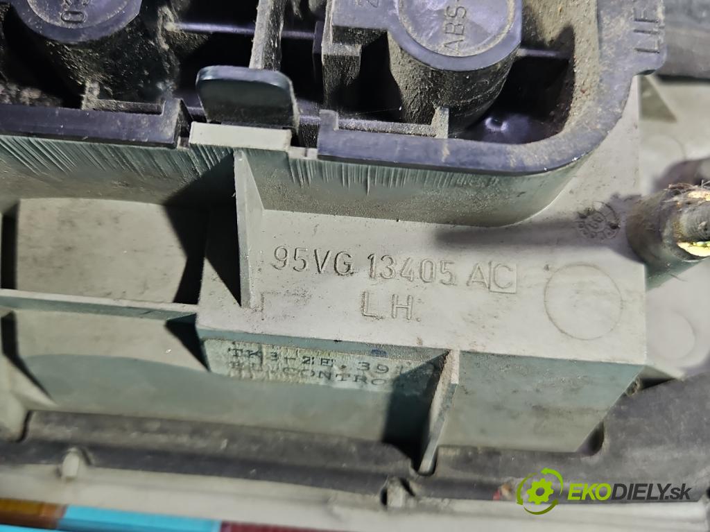 Ford Transit Mk5 1994-2000 2.0 8V 122 HP manual 90 kW 1998 cm3 5- svetlo / reflektor zadné ľavé  (Kľučka dverí ostatné)