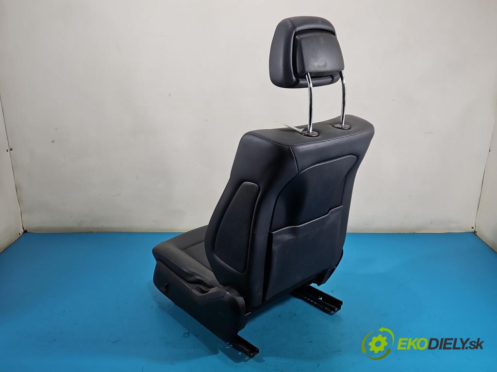 Mercedes E W212 2009-2016 2.2 CDI 136 HP automatic 100 kW 2143 cm3 4- Sedačka ľavý  (Sedadlo)