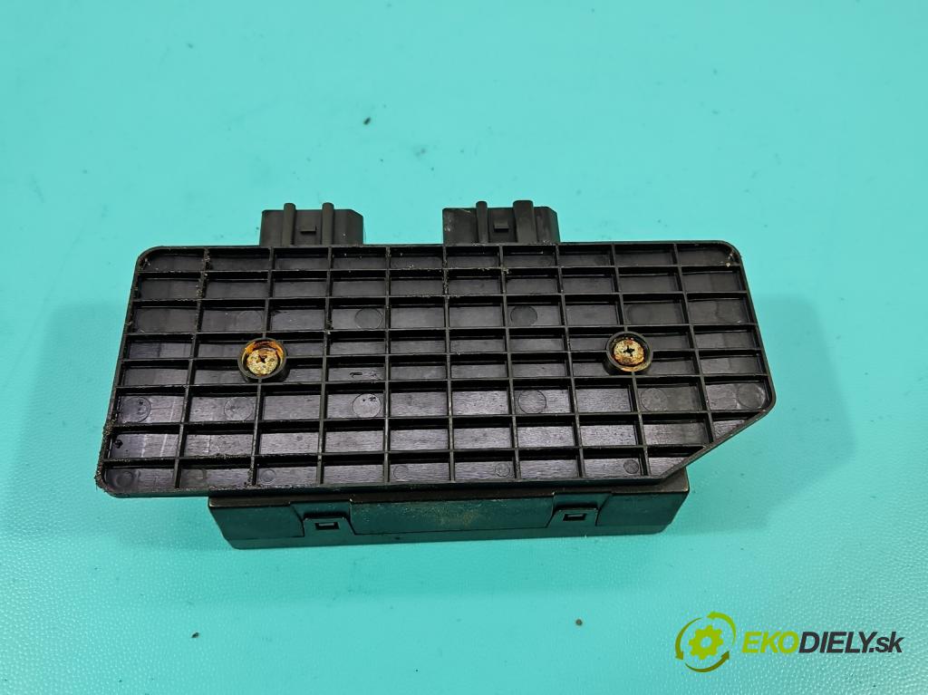 Vw Passat B5 1995-2005 1.8 20V 125 HP manual 92 kW 1781 cm3 4- riadiaca jednotka komfortu 3B0959796