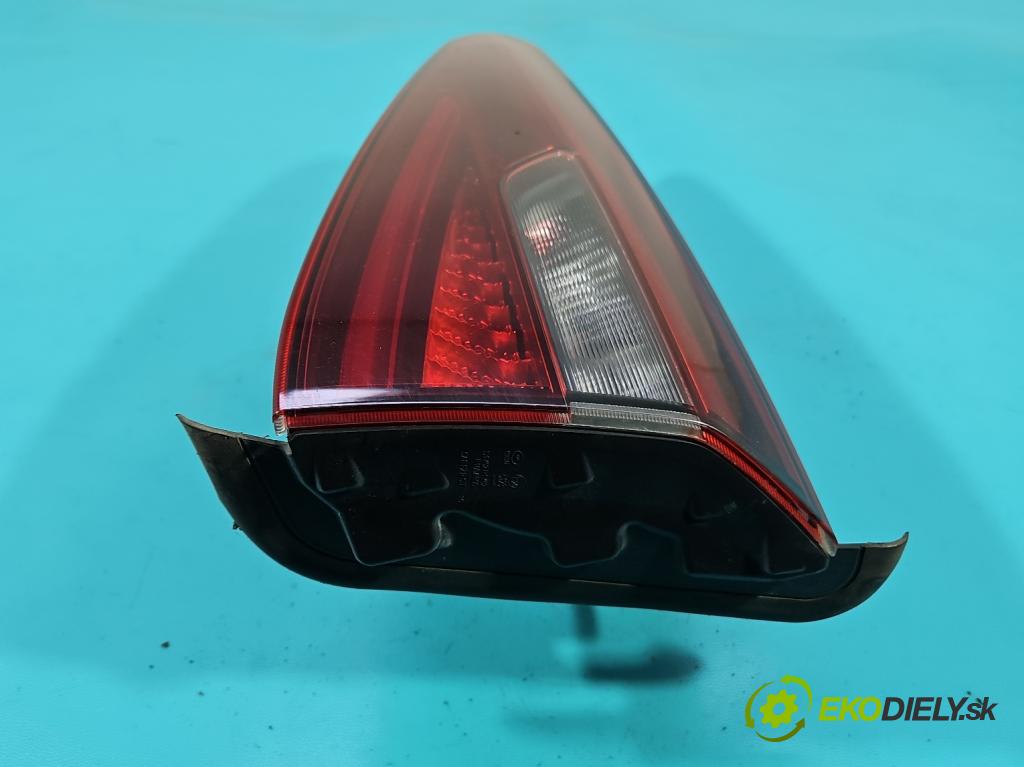 Alfa romeo Stelvio 2016- 2.0 T 280KM: automatic 206 kW 1995 cm3 5- svetlo / reflektor zadné pravé 505531800 (Kľučka dverí ostatné)