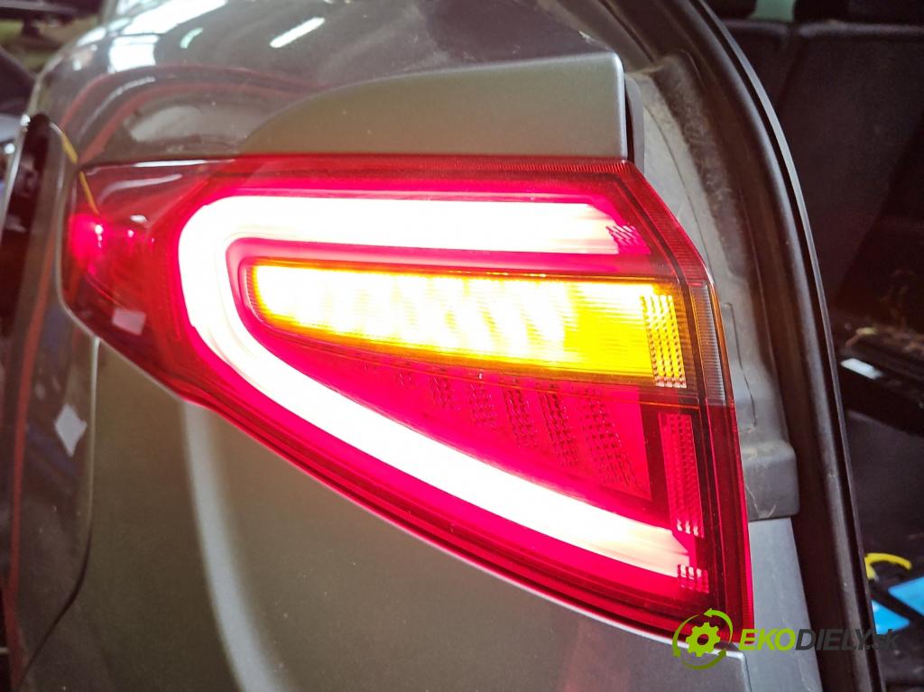 Alfa romeo Stelvio 2016- 2.0 T 280KM automatic 206 kW 1995 cm3 5- světlo zadní levé blatník: