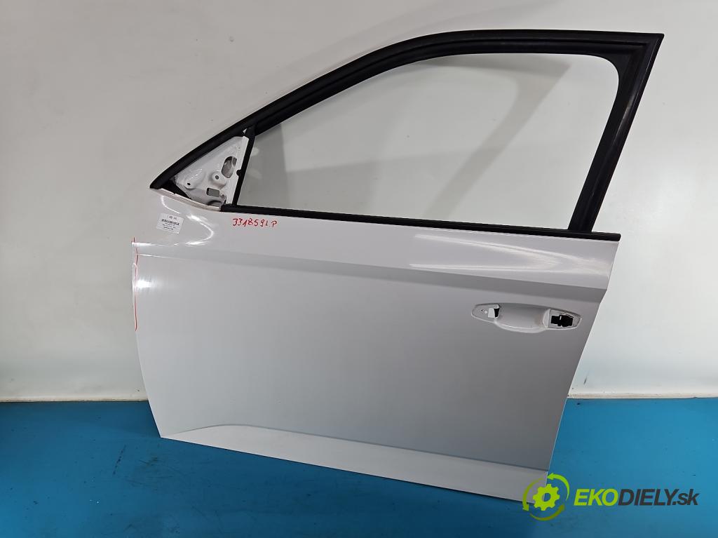 Skoda Fabia III 2014-2021 1.0 MPI 60 HP manual 44 kW 999 cm3 5- dvere predné ľavé  (Kľučka dverí ostatné)
