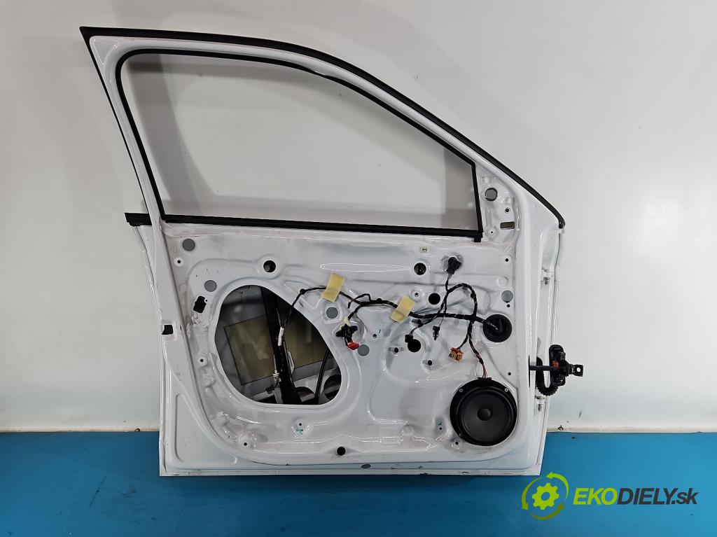 Skoda Fabia III 2014-2021 1.0 MPI 60 HP manual 44 kW 999 cm3 5- dvere predné ľavé  (Kľučka dverí ostatné)