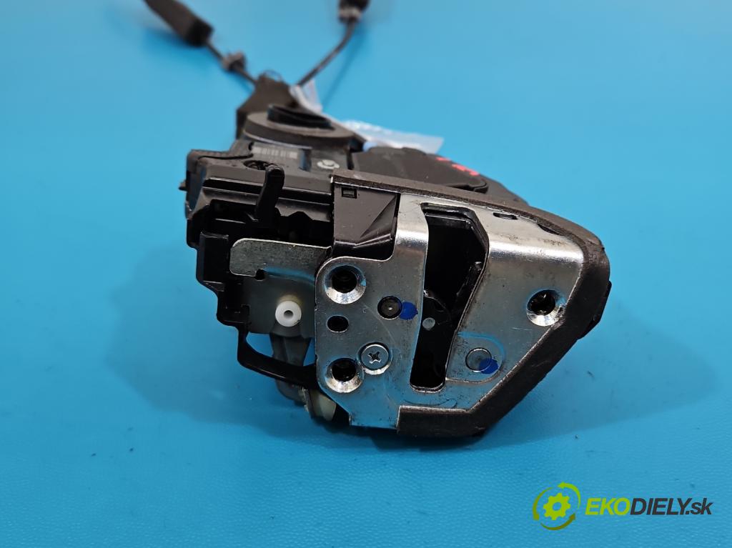 Honda Civic IX 2011-2017 1.8 16V 141 HP manual 104 kW 1798 cm3 5- zámok zadné pravý 72611-TV0-G000