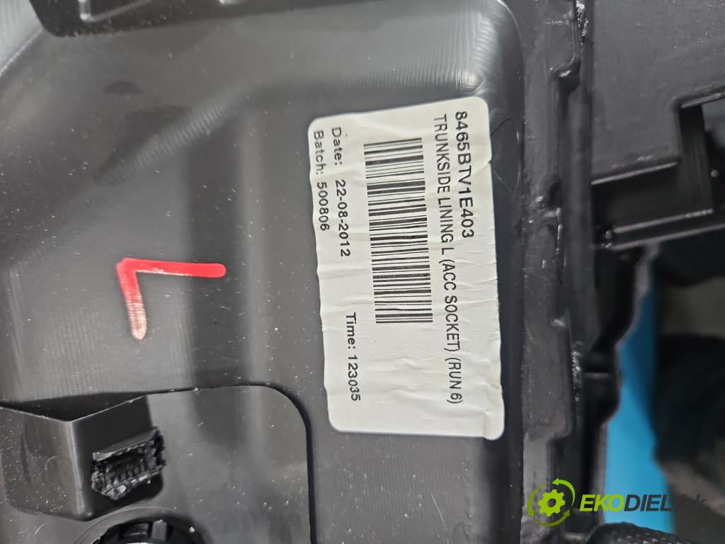 Honda Civic IX 2011-2017 1.8 16V 141 hp manual 104 kW 1798 cm3 5- Tapacír: kufra: levé 8465BTV1E403