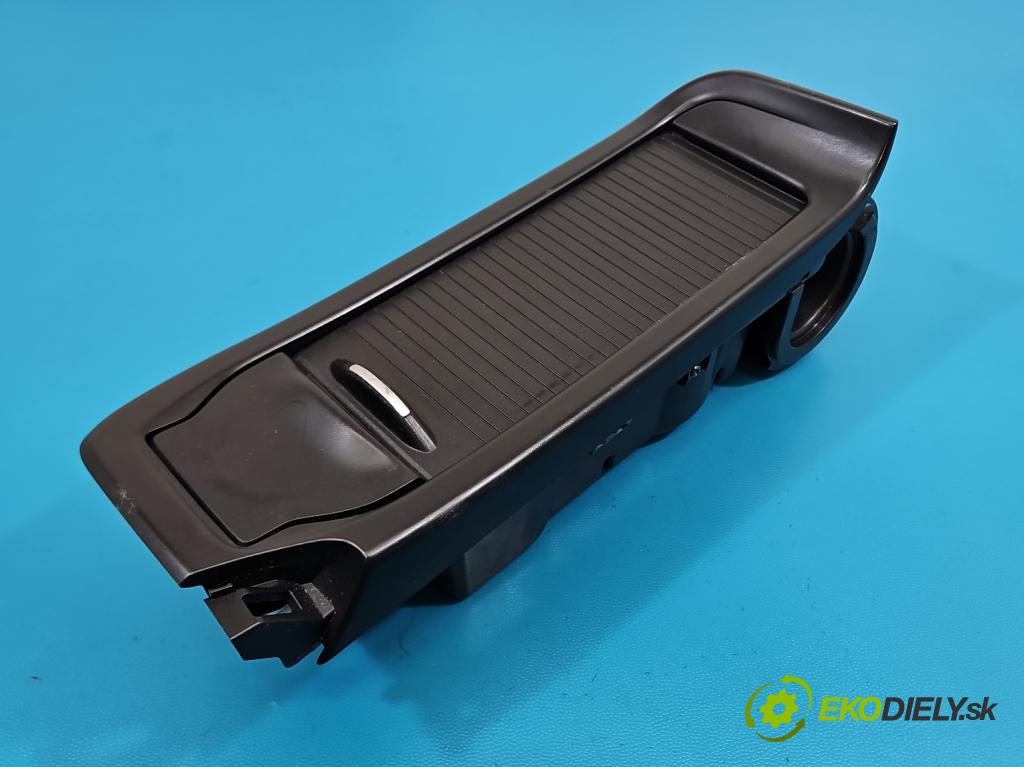 Honda Civic IX 2011-2017 1.8 16V 141 hp manual 104 kW 1798 cm3 5- Rukojeť: na napoje: 77230-TV1-E01 (Držák nápojů)