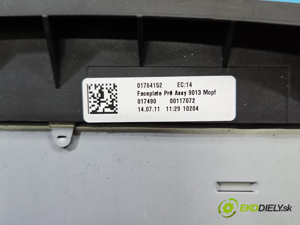 Mercedes E W212 2009-2016 2.2 CDI 136 HP automatic 100 kW 2143 cm3 4- Radio originál A2129005212