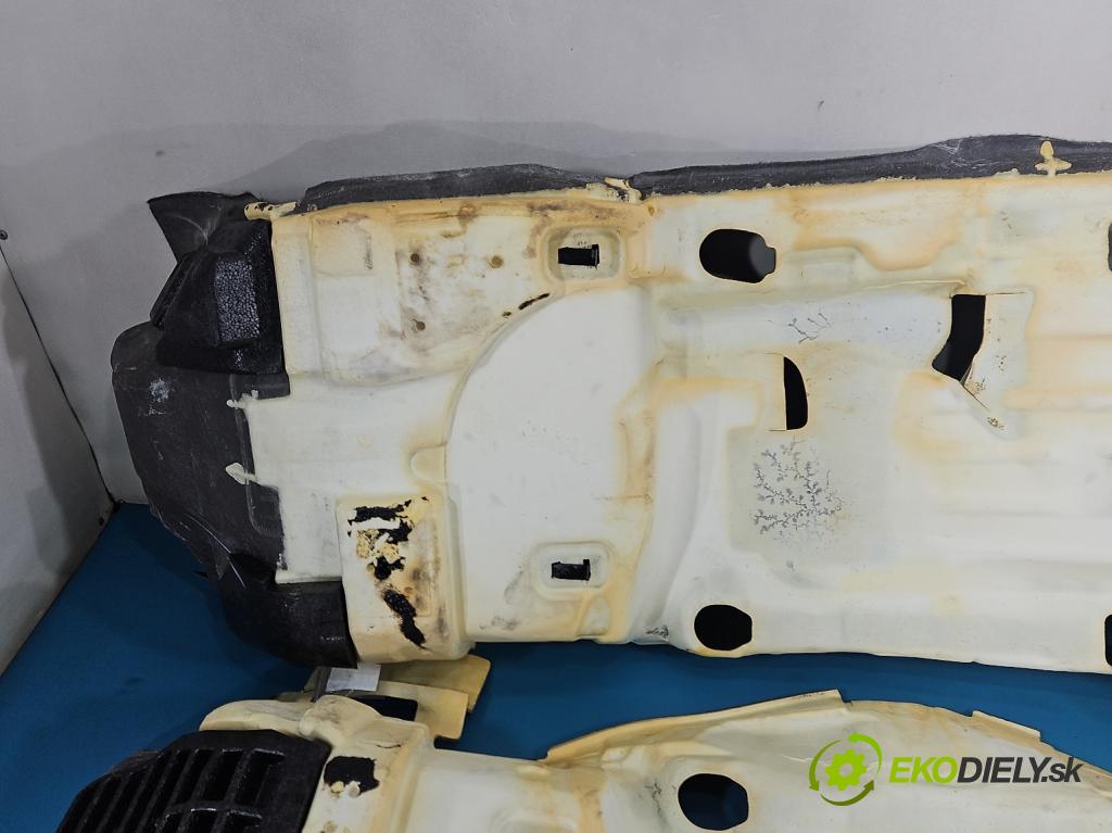Honda Civic IX 2011-2017 1.8 16V 141 HP manual 104 kW 1798 cm3 5- koberec do auta ostatné