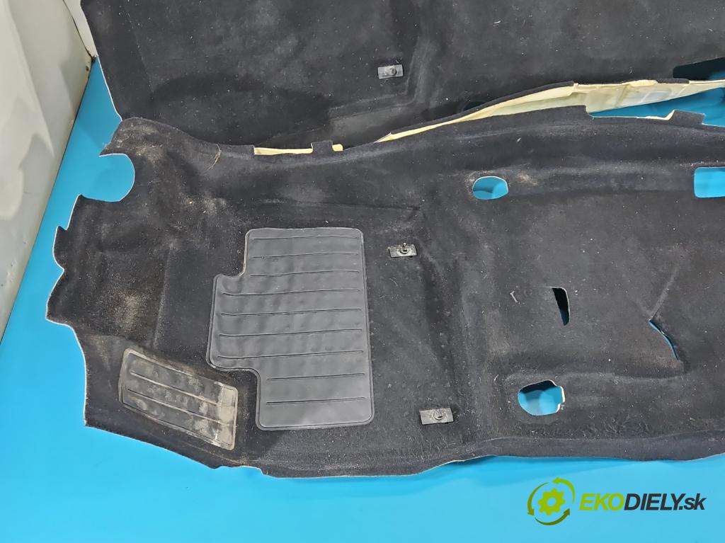 Honda Civic IX 2011-2017 1.8 16V 141 HP manual 104 kW 1798 cm3 5- koberec do auta ostatné