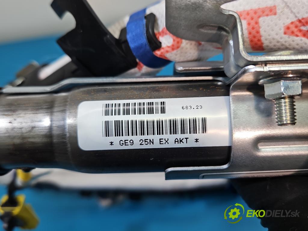 Honda Civic IX 2011-2017 1.8 16V 141 HP manual 104 kW 1798 cm3 5- clona pravé 78800-TV0-G813-M1