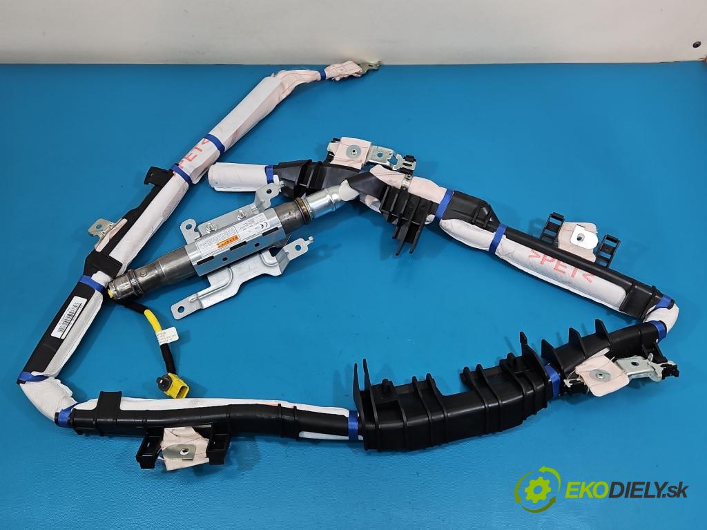 Honda Civic IX 2011-2017 1.8 16V 141 HP manual 104 kW 1798 cm3 5- clona pravé 78800-TV0-G813-M1