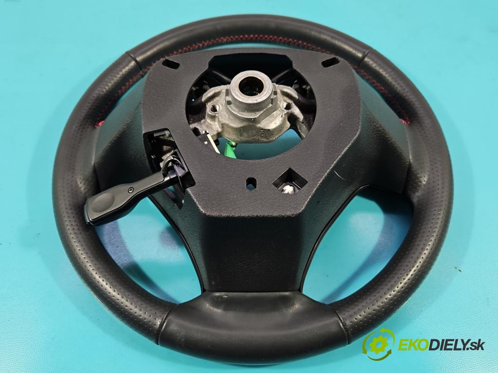 Toyota C-HR I 2016-2023 2.0 16V 152KM automatic 112 kW 1987 cm3 5- volant  (Volant)