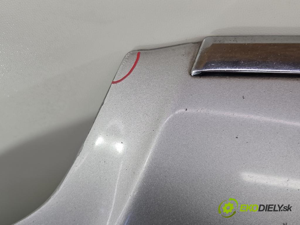 Citroen C4 I 2004-2011 1.6 16V 109 HP manual 80 kW 1587 cm3 5- kapota predná