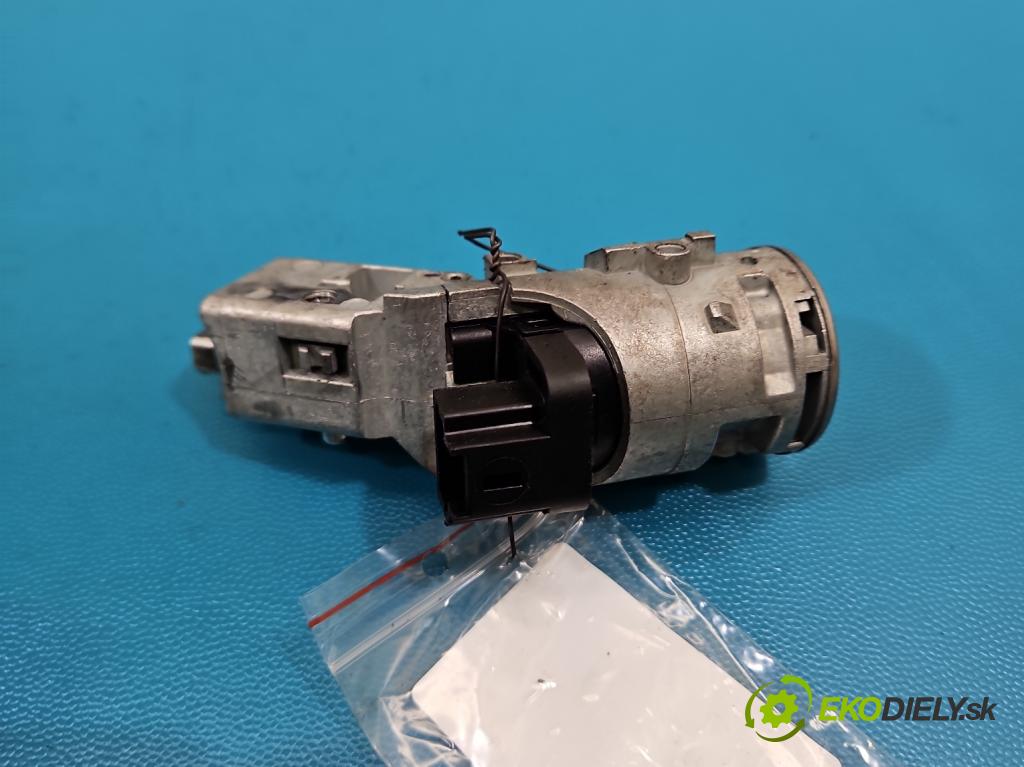 Citroen C4 I 2004-2011 1.6 16V 109 HP manual 80 kW 1587 cm3 5- Spínačka N0502455 (Spínacia skrinka)