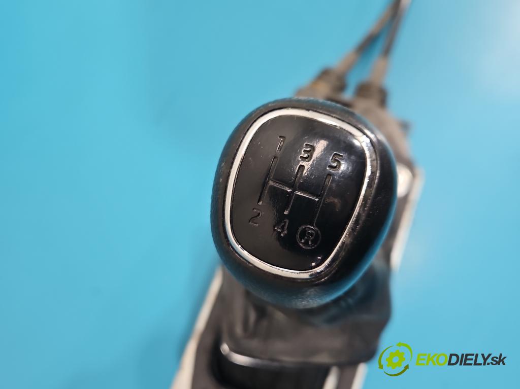 Skoda Fabia III 2014- 2021 1.0 MPI 60 hp manual 44 kW 999 cm3 5- kulisa změny stupňová 6C0711049B (Řadicí páka (kulisa) )