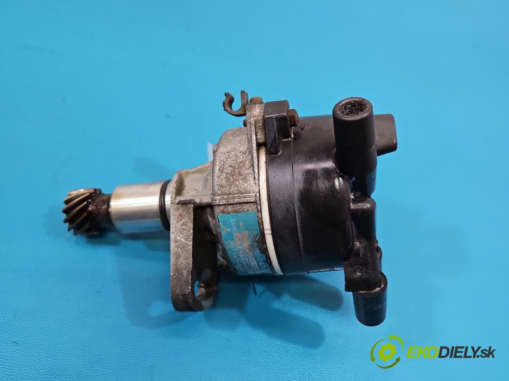 Suzuki Alto 1998-2004 0.8 6V 39 HP manual 29 kW 798 cm3 5- rozdeľovač 33100-84300 (Rozdeľovač)