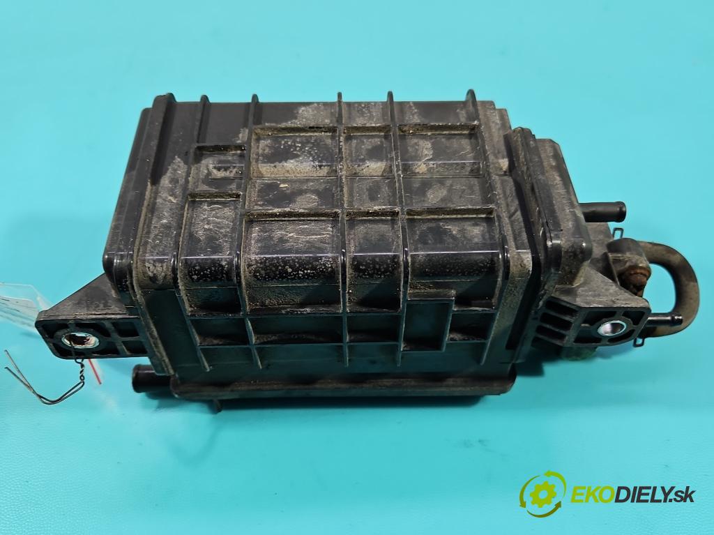 Honda Civic IX 2011-2017 1.8 16V 141 HP manual 104 kW 1798 cm3 5- Filtr: uhlík: F6-690-52F07