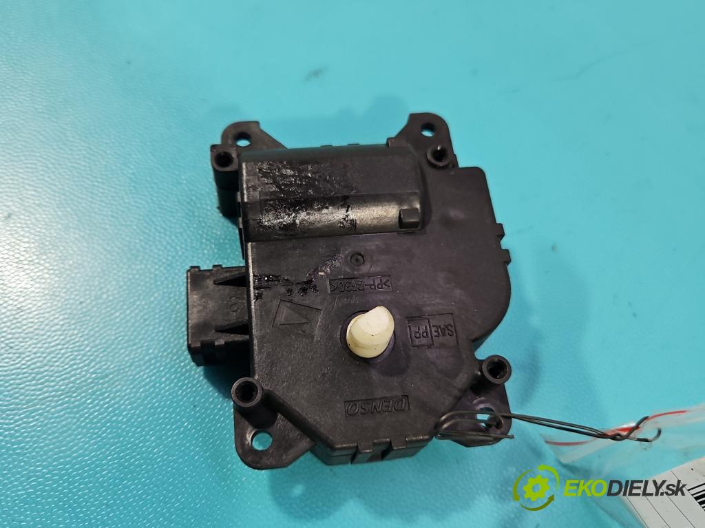 Honda Civic IX 2011-2017 1.8 16V 141 hp manual 104 kW 1798 cm3 5- motorek topení 113800-3450
