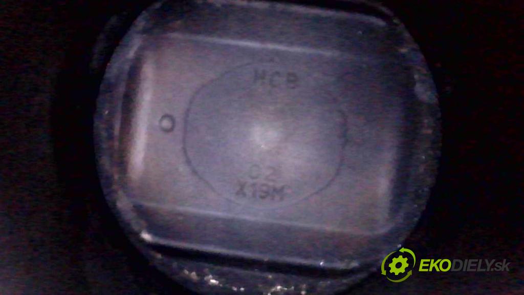 Nissan Micra K13 2010-2017 1.2 12V 80 HP manual 59 kW 1198 cm3 5- motor benzín: HR12