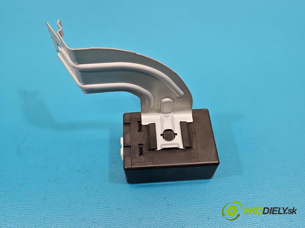 Nissan Micra K13 2010-2017 1.2 12V 80 HP manual 59 kW 1198 cm3 5- riadiaca jednotka motora A56-E32