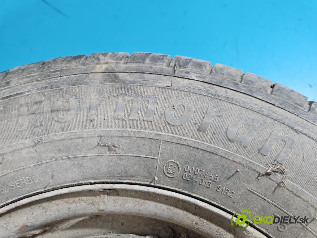 Mercedes KACZKA T1 W601 2.9d 98 hp manual 72 kW 2874 cm3 5- kolo 1 kusov