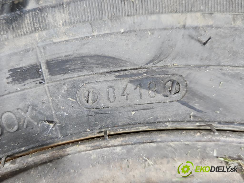 Mercedes KACZKA T1 W601 2.9d 98 hp manual 72 kW 2874 cm3 5- kolo 1 kusov
