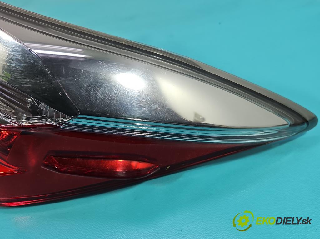 Toyota Corolla E16/E18 2013-2019 1.3 16V 99 HP manual 73 kW 1329 cm3 4- svetlo / reflektor zadné pravé 81550-02A80 (Kľučka dverí ostatné)