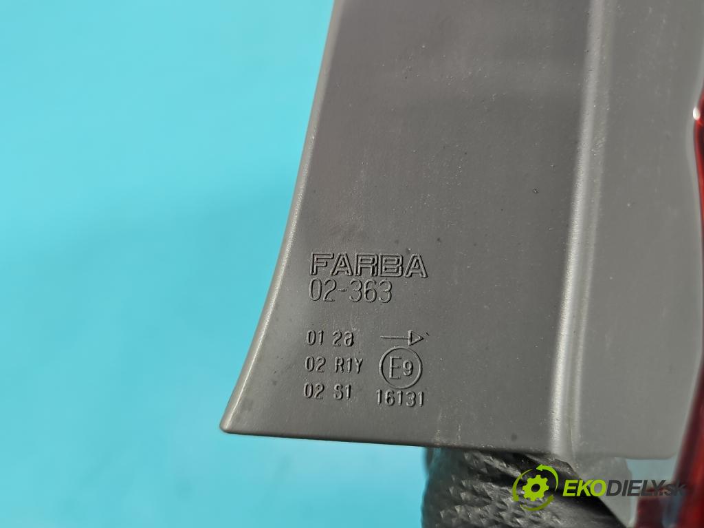 Toyota Corolla E16/E18 2013-2019 1.3 16V 99 HP manual 73 kW 1329 cm3 4- svetlo / reflektor zadné pravé 81550-02A80 (Kľučka dverí ostatné)