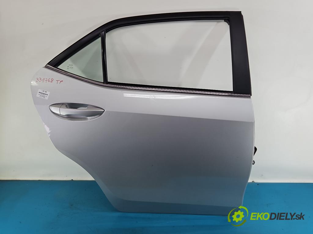 Toyota Corolla E16/E18  2013-2019 1.3 16V 99 HP manual 73 kW 1329 cm3 4- dvere zadné pravé  (Kľučka dverí ostatné)
