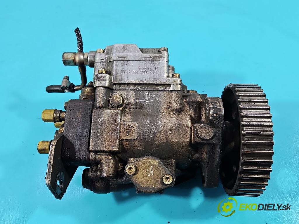 Audi A4 B5 1994-2001 1.9 tdi 90 HP manual 66 kW 1896 cm3 4- čerpadlo vstrekovacia 0460404985 (Vstrekovacie čerpadlo)