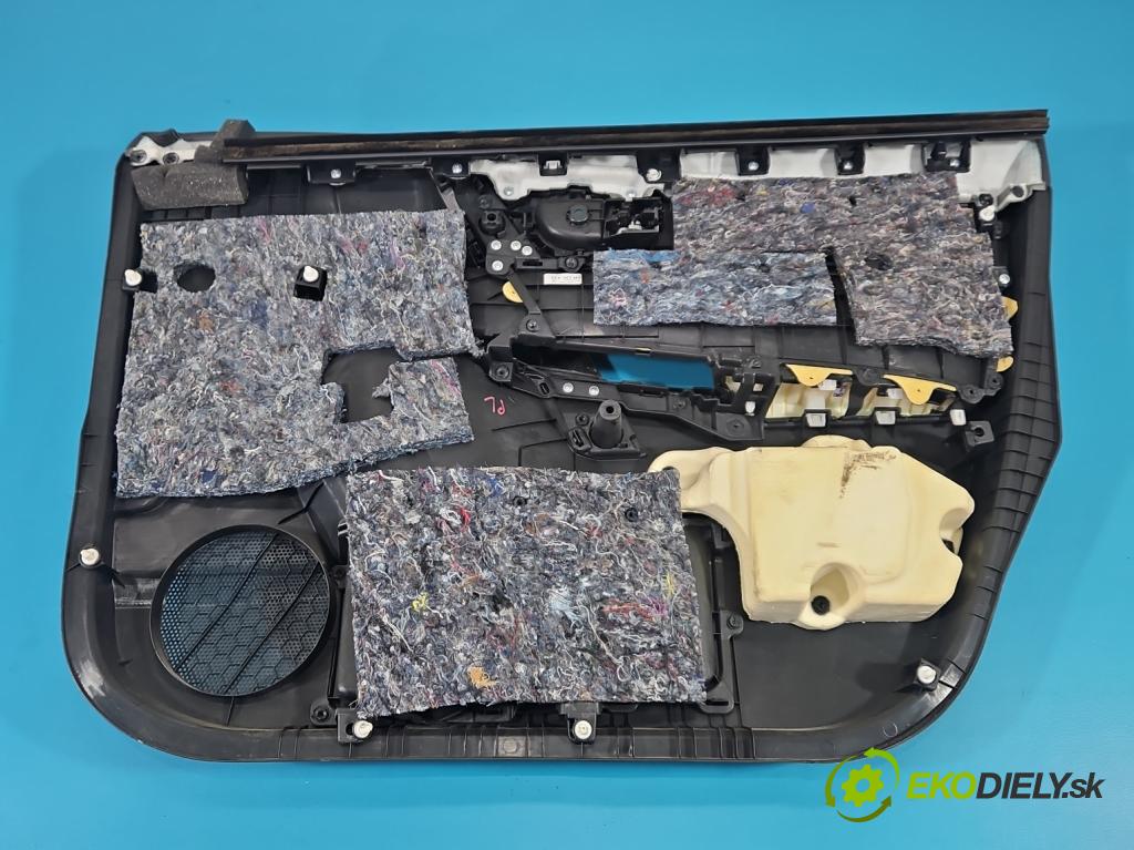 Toyota Corolla E16/E18  2013-2019 1.3 16V 99 HP manual 73 kW 1329 cm3 4- Čalounictví: dvere predné ľavé