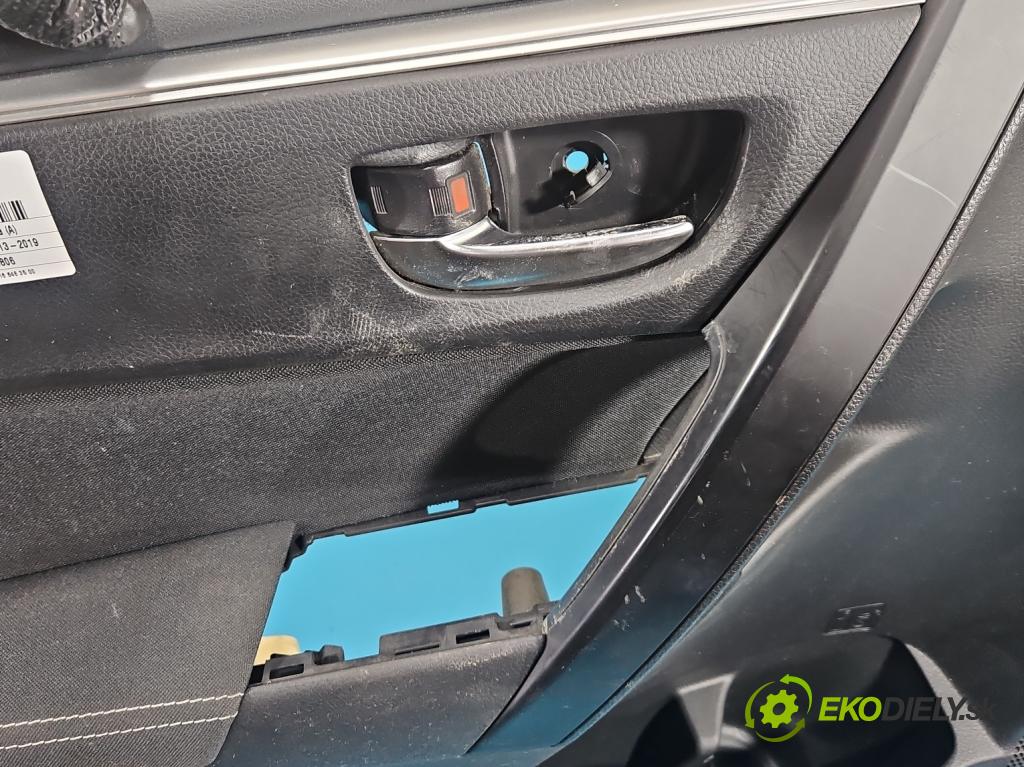 Toyota Corolla E16/E18  2013-2019 1.3 16V 99 HP manual 73 kW 1329 cm3 4- Čalounictví: dvere predné ľavé