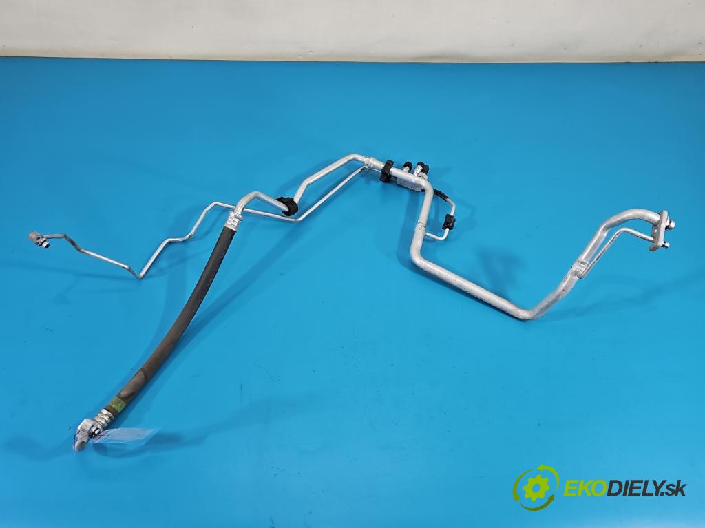 Toyota Corolla E16/E18  2013-2019 1.3 16V 99 hp manual 73 kW 1329 cm3 4- trubka klíma 88710-0Z310