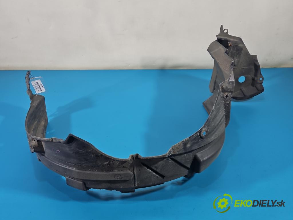 Toyota Corolla E16/E18  2013-2019 1.3 16V 99 HP manual 73 kW 1329 cm3 4- Blatník: predné pravé 