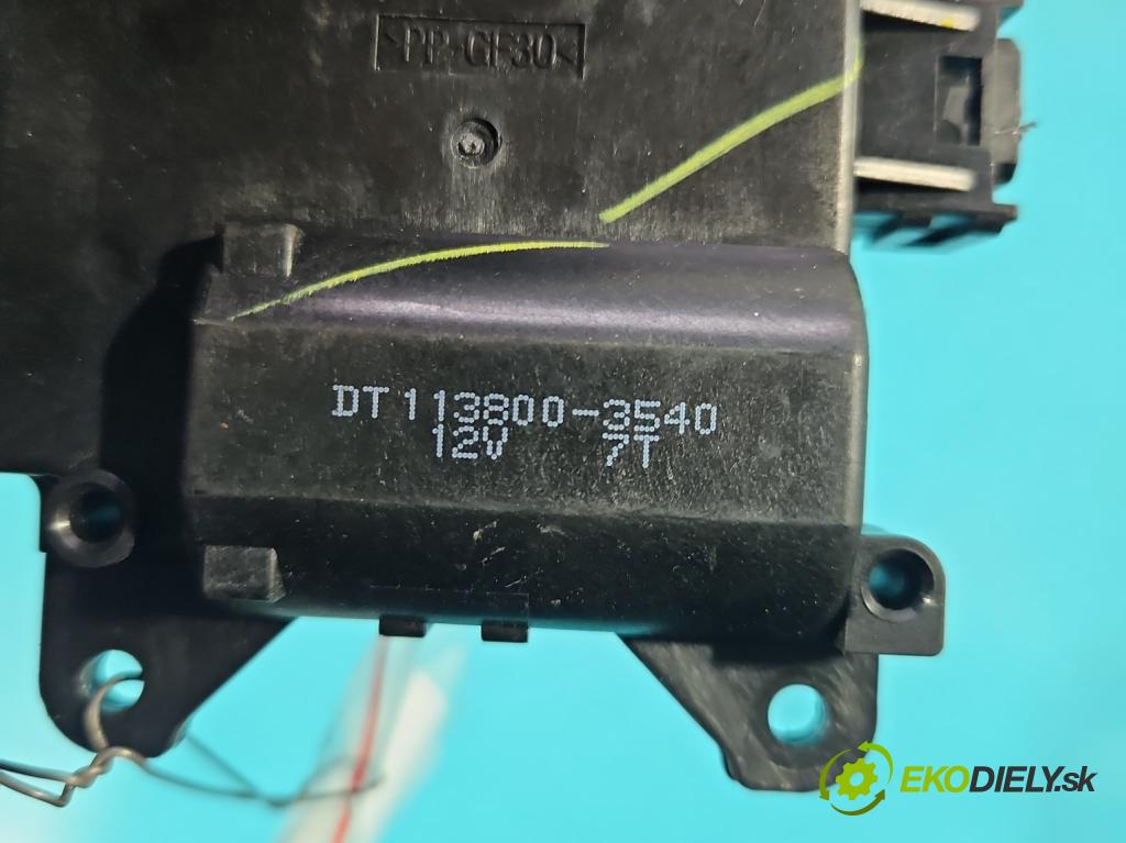 Toyota Corolla E16/E18  2013-2019 1.3 16V 99 hp manual 73 kW 1329 cm3 4- motorek topení 113800-3540
