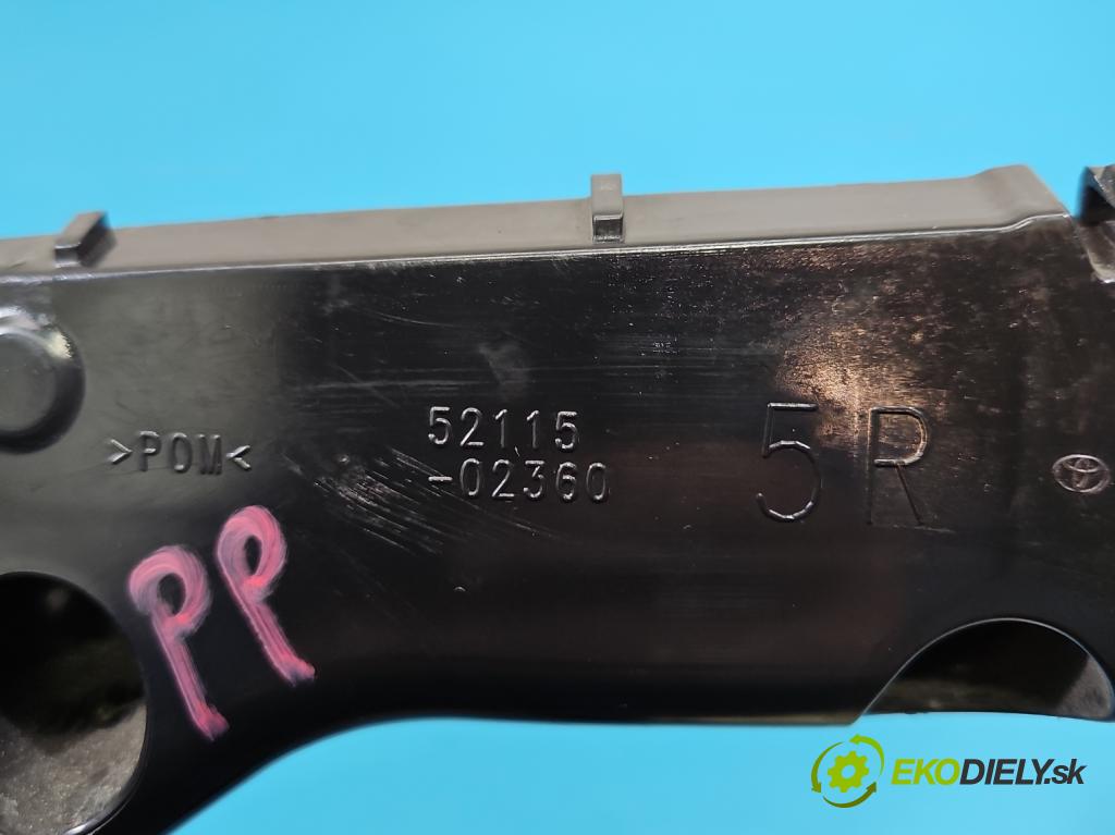 Toyota Corolla E16/E18  2013-2019 1.3 16V 99 hp manual 73 kW 1329 cm3 4- Boty: nárazníku přední pravý 52115-02360