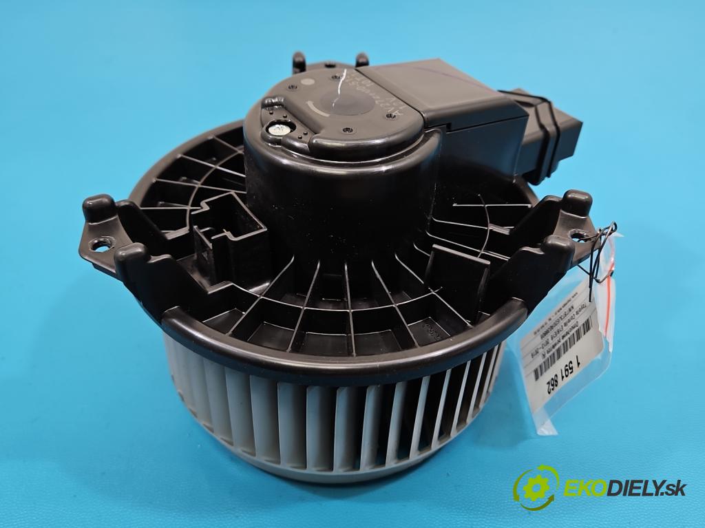 Toyota Corolla E16/E18  2013-2019 1.3 16V 99 hp manual 73 kW 1329 cm3 4- ventilátor vzduchu AV272700-5152