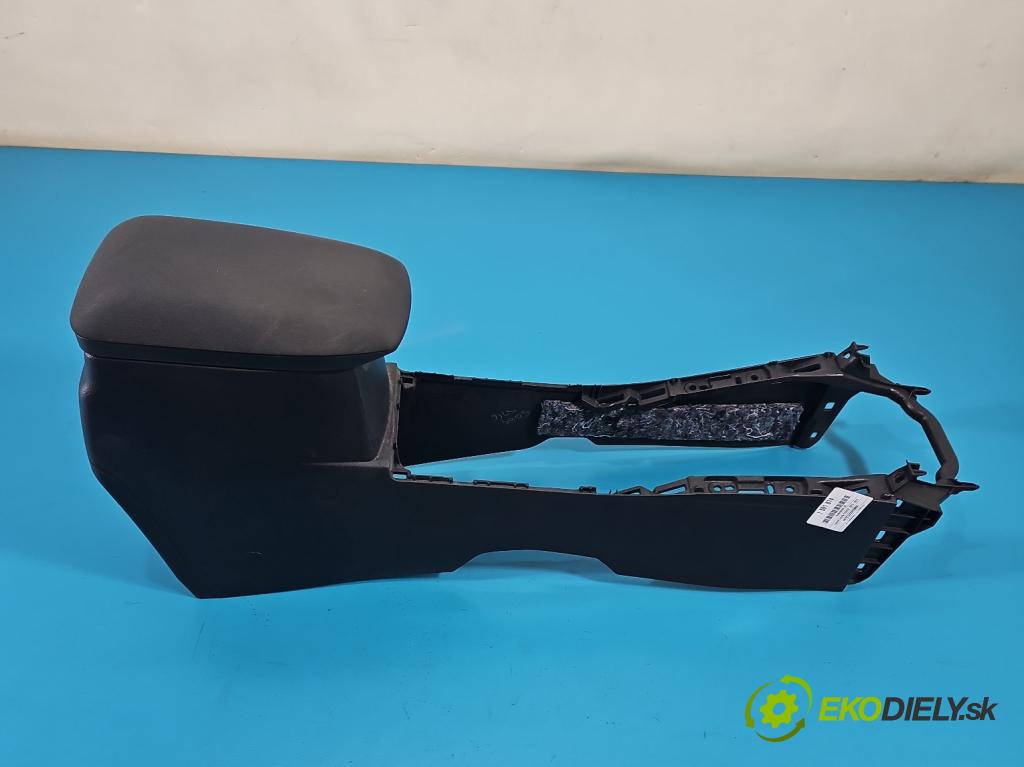 Toyota Corolla E16/E18  2013-2019 1.3 16V 99 hp manual 73 kW 1329 cm3 4- loketní opěrka 58910-02350 (Loketní opěrka)