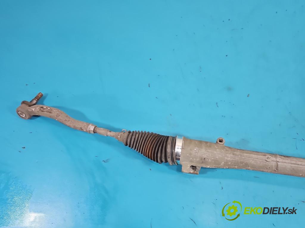 Toyota Corolla E16/E18  2013-2019 1.3 16V 99 HP manual 73 kW 1329 cm3 4- Ozubené kolo: volant