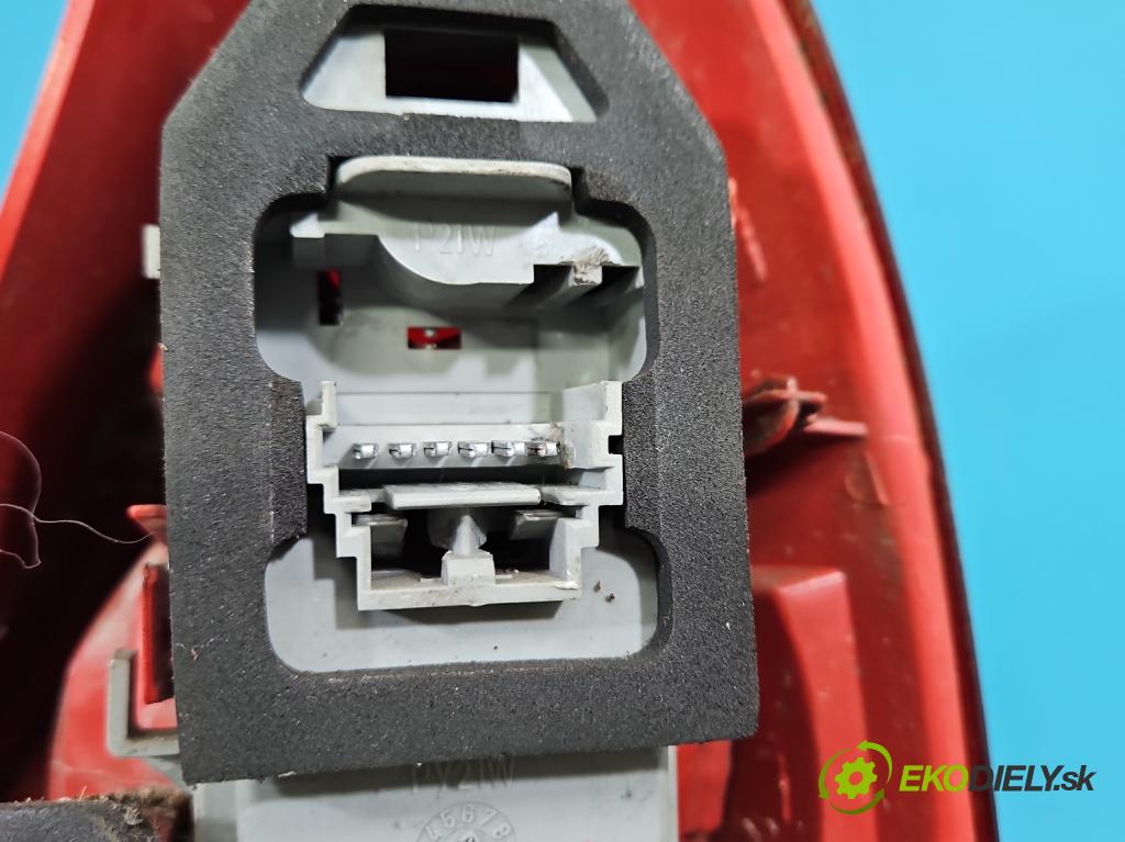 Renault Clio II 1998-2012 1.2 16V 75 HP manual 55 kW 1149 cm3 3- svetlo / reflektor zadné ľavé 8200071413G (Kľučka dverí ostatné)