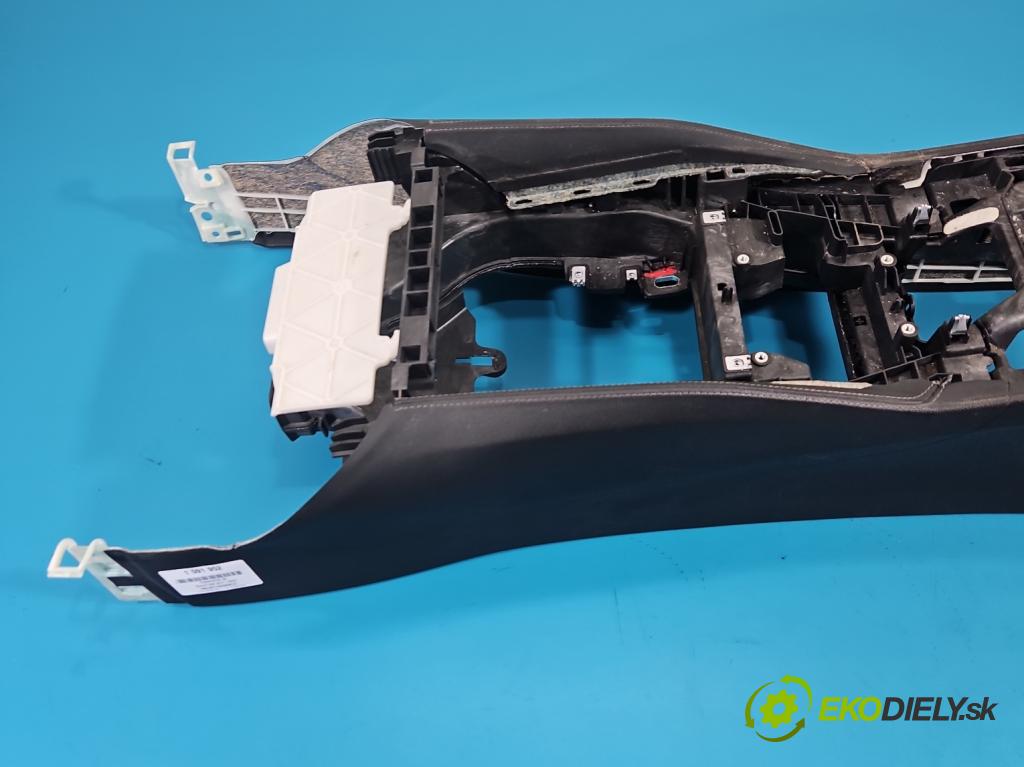 Bmw 5 G30 2017-2024 2.0d 190 HP automatic 140 kW 1995 cm3 5- operadlo 58450713 (Lakťová opierka)