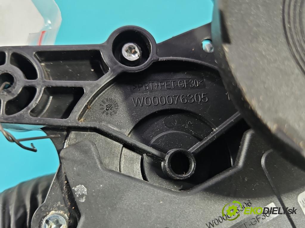 Bmw 5 G30 2017-2024 2.0d 190 HP automatic 140 kW 1995 cm3 5- motor stieračov zadné 7403853-05