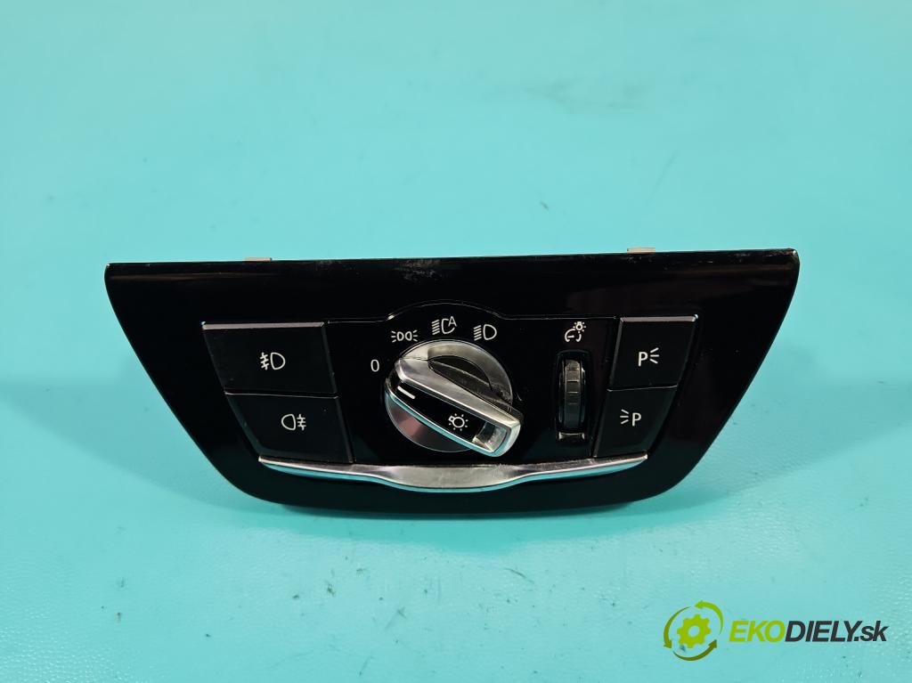 Bmw 5 G30 2017-2024 2.0d 190 hp automatic 140 kW 1995 cm3 5- Přepínač světel na deska: 6841883
