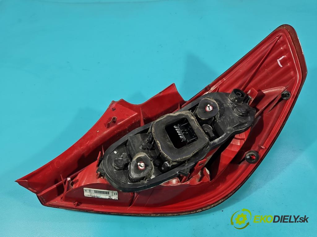 Opel Corsa D 2006-2014 1.4 16V 90 HP manual 66 kW 1364 cm3 3- svetlo / reflektor zadné ľavé 13186350 (Kľučka dverí ostatné)