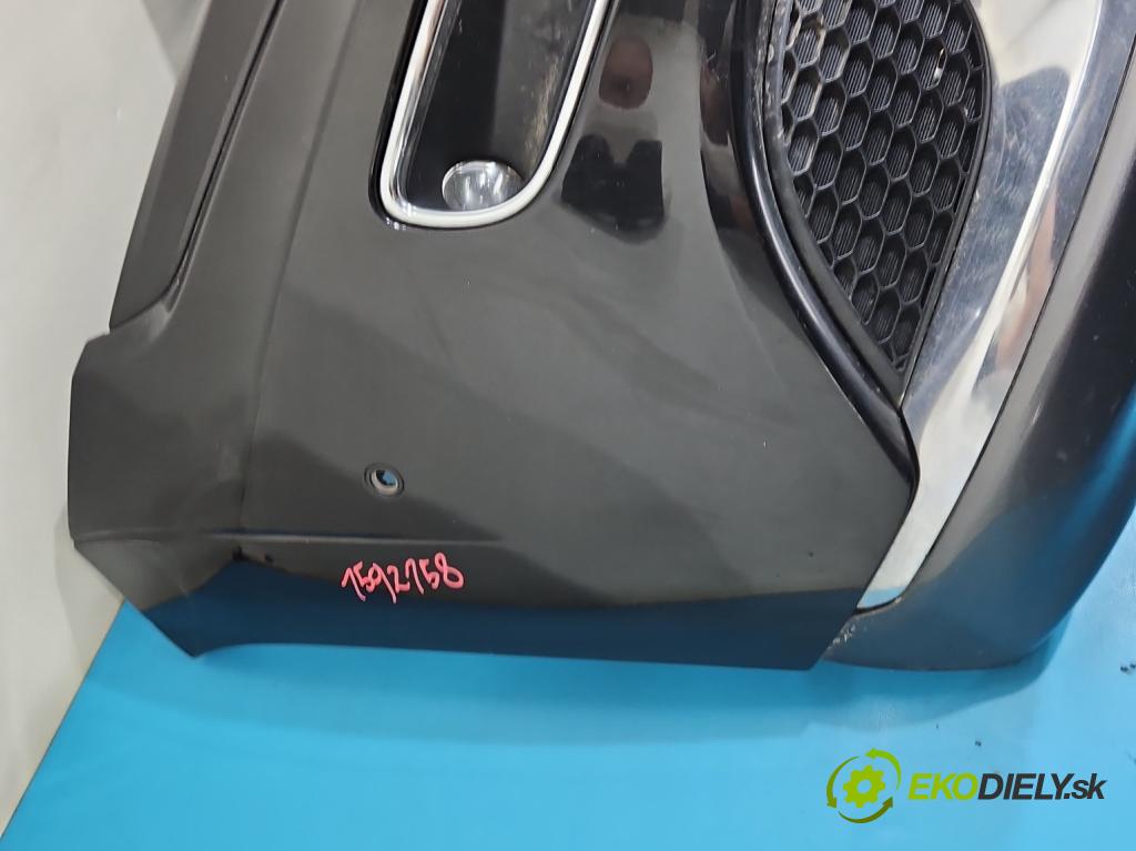 Jeep Grand Cherokee WK2 IV 2010-2021 3.0 CRD 250 hp automatic 184 kW 2987 cm3 5- nárazník přední  (Klika dveří ostatní)