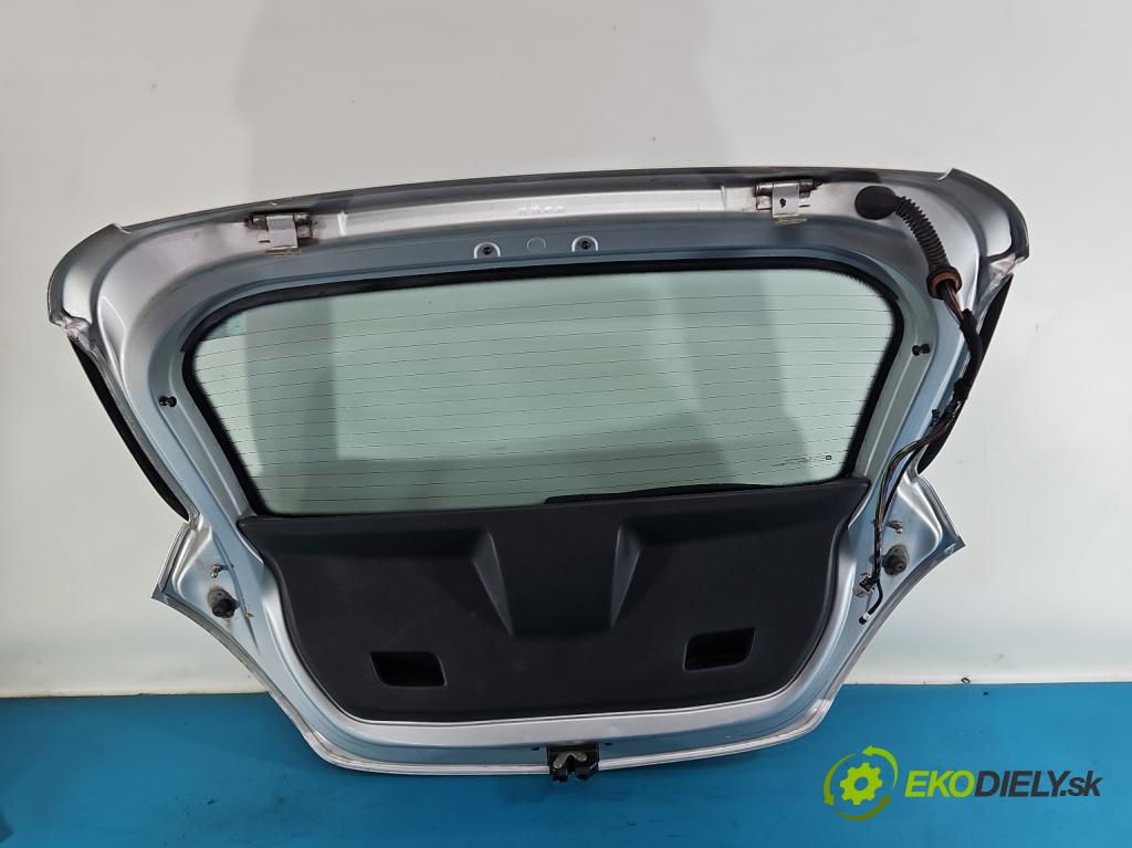 Opel Corsa D 2006-2014 1.4 16V 90 HP manual 66 kW 1364 cm3 3- zadna kufor  (Kapota zadná (kufor))
