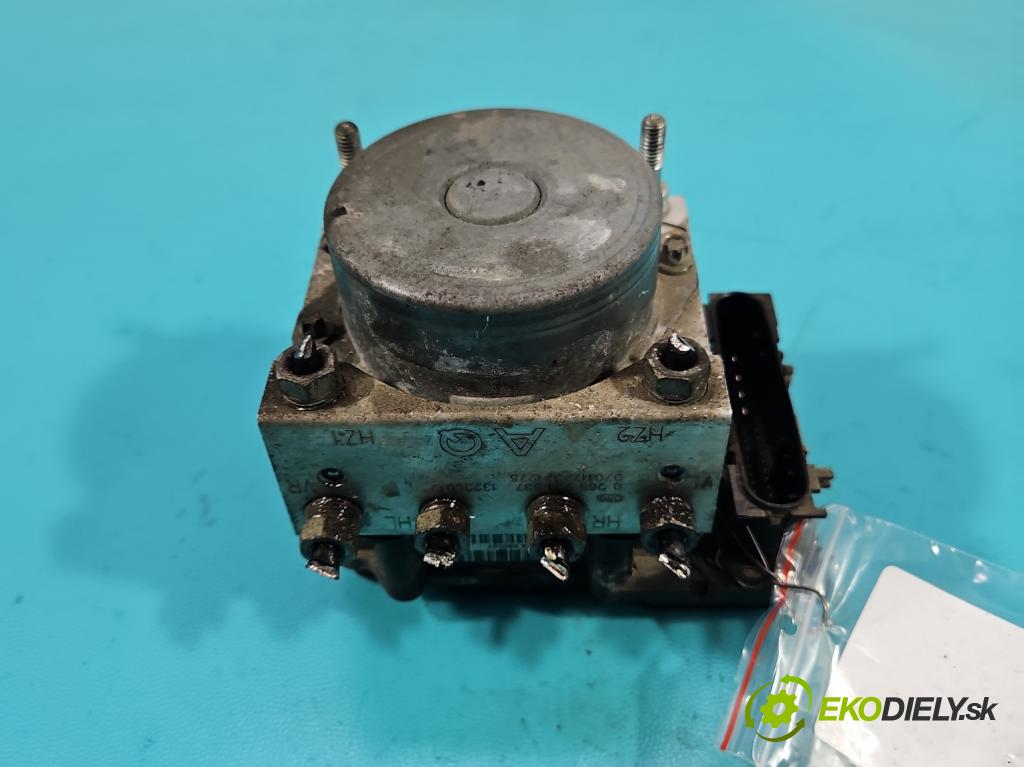 Opel Corsa D 2006-2014 1.4 16V 90 HP manual 66 kW 1364 cm3 3- čerpadlo abs 0265800422 (Pumpa ABS)